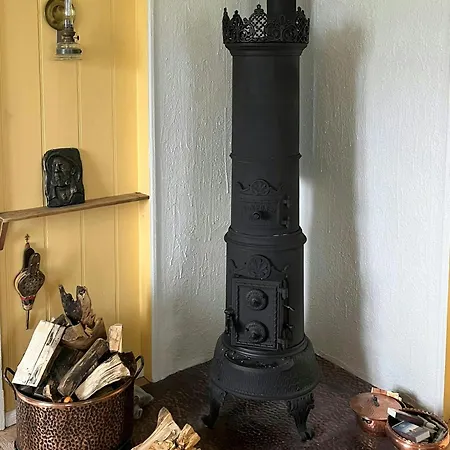 Feriehus Historic Lighthouse Keeper's House At Hogstein *