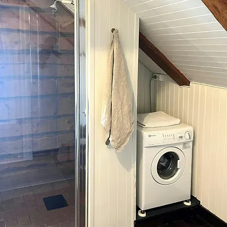 Feriehus Historic Lighthouse Keeper's House At Hogstein *