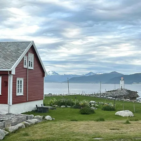 Historic Lighthouse Keeper's House At Hogstein * Godoy