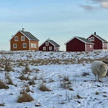 Historic Lighthouse Keeper's House At Hogstein Feriehus *